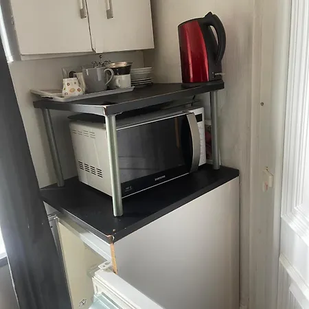 Petit En Plein Centre *